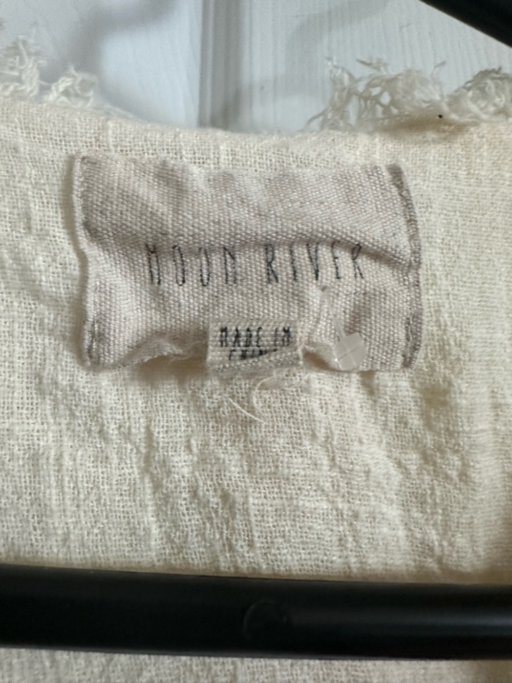 Moon River Textured Cream Sleeveless Tie-Waist Vest - Picture 5 of 11